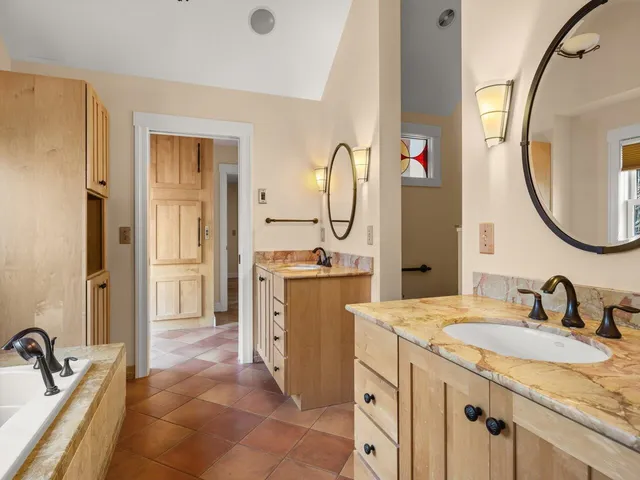 $849,000 | 2779 South Road, Williston, VT 05495