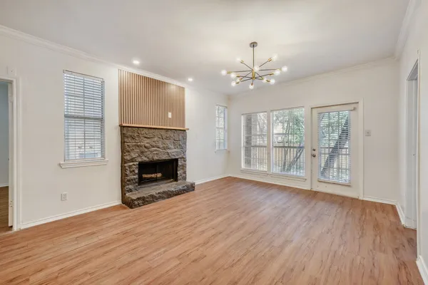 $1,700 | 6804 North Capital Of Texas Highway, Unit 313, Austin, TX 78731