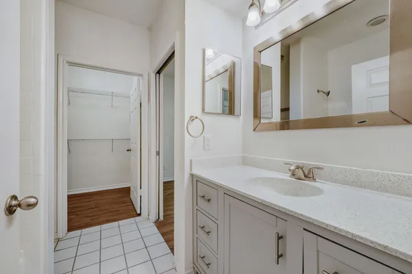 $1,700 | 6804 North Capital Of Texas Highway, Unit 313, Austin, TX 78731