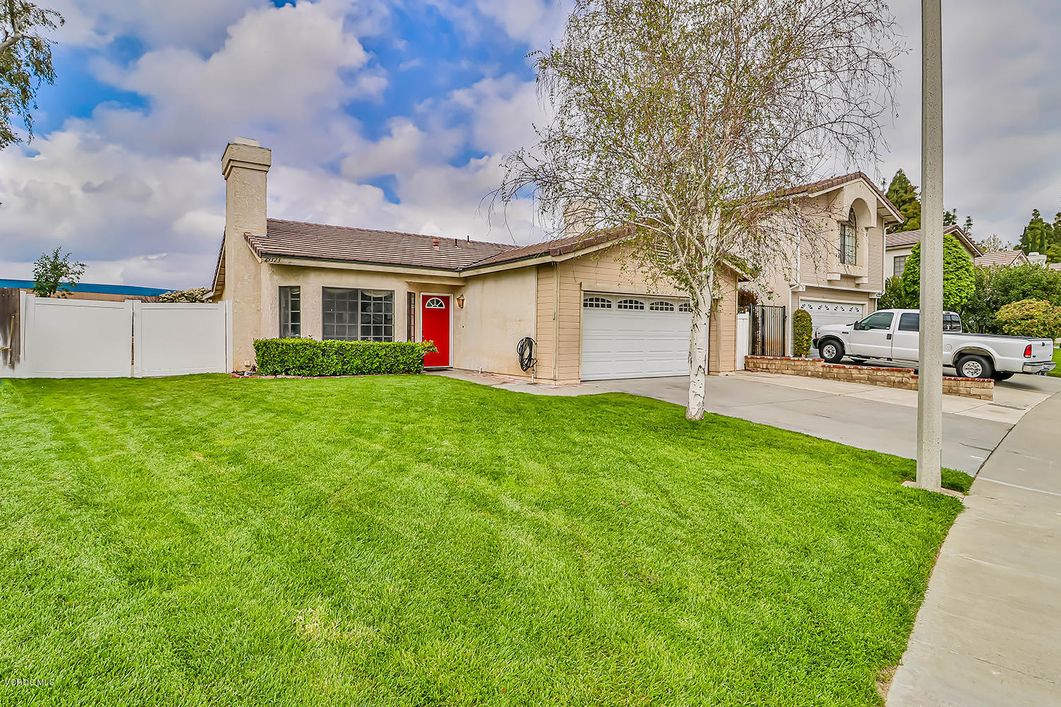 29323 Plymouth Road Castaic, CA 91384 - Photo 1 of 34 aFront3