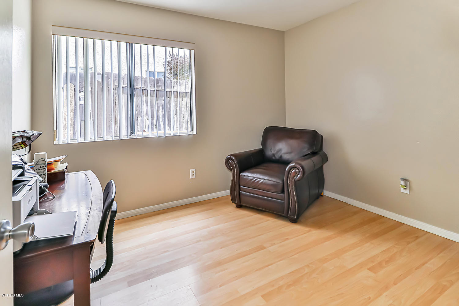 29323 Plymouth Road Castaic, CA 91384 - Photo 24 of 34 fBedroom2-1