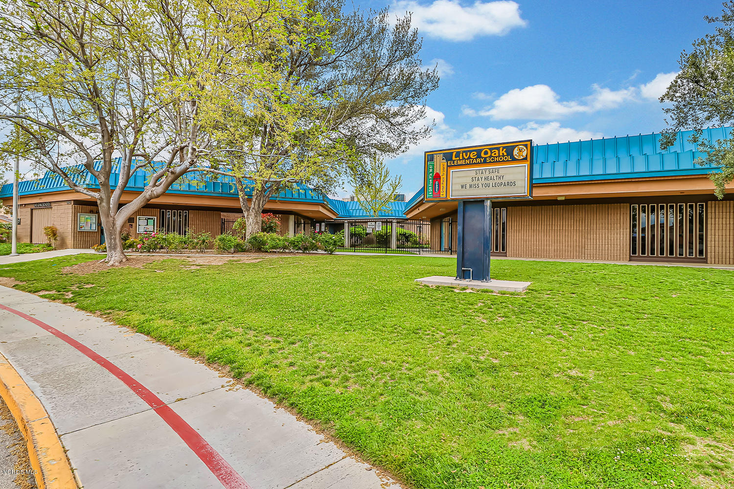 29323 Plymouth Road Castaic, CA 91384 - Photo 33 of 34 iSchool