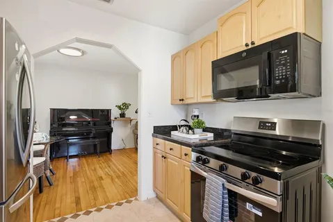 $1,250,000 | 888 16th Avenue North, St. Petersburg, FL 33704