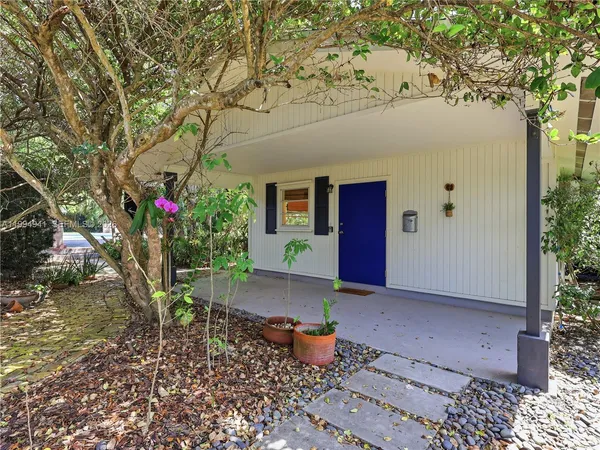 $2,200,000 | 8500 Southwest 70th Street, Miami, FL 33143