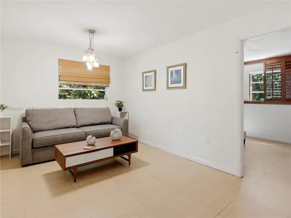 $2,200,000 | 8500 Southwest 70th Street, Miami, FL 33143