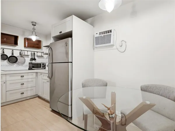 $2,200,000 | 8500 Southwest 70th Street, Miami, FL 33143