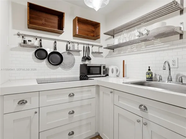$2,200,000 | 8500 Southwest 70th Street, Miami, FL 33143