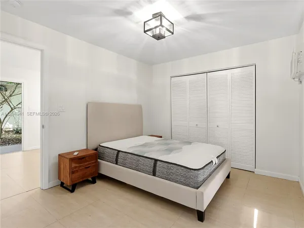 $2,200,000 | 8500 Southwest 70th Street, Miami, FL 33143