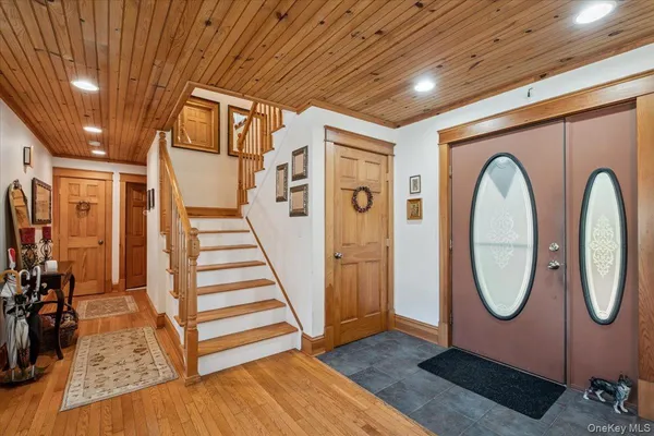 $1,195,000 | 342 Lake Shore Road, Putnam Valley, NY 10579