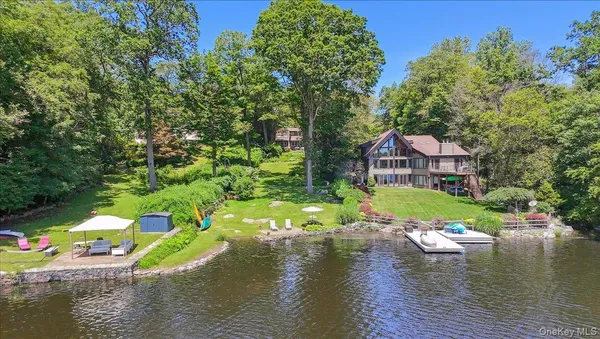 $1,195,000 | 342 Lake Shore Road, Putnam Valley, NY 10579