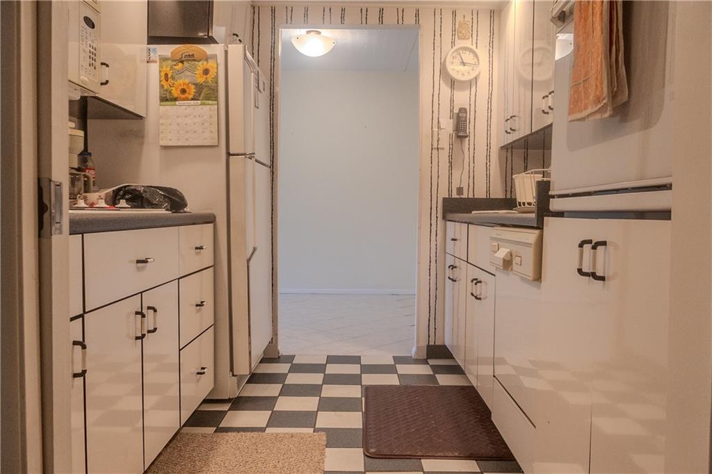 5600 Munhall Road, Unit 901 Pittsburgh, PA 15217 - Photo 6 of 38 Gallery Image 6