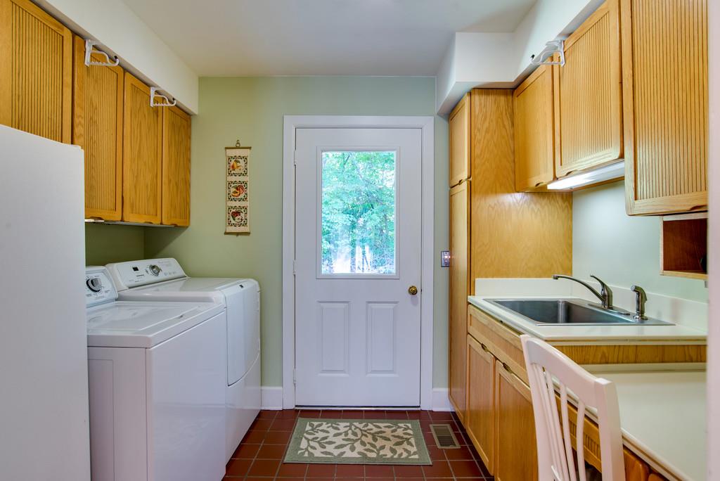 721 Tri Cities Farm Road Winchester, TN 37398 - Photo 15 of 30 Utility Room w/broom closet, sink, and cabinets is also just off the kitchen