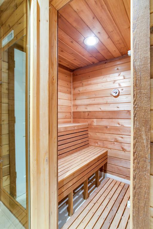 721 Tri Cities Farm Road Winchester, TN 37398 - Photo 20 of 30 Master bathroom also has a sauna!