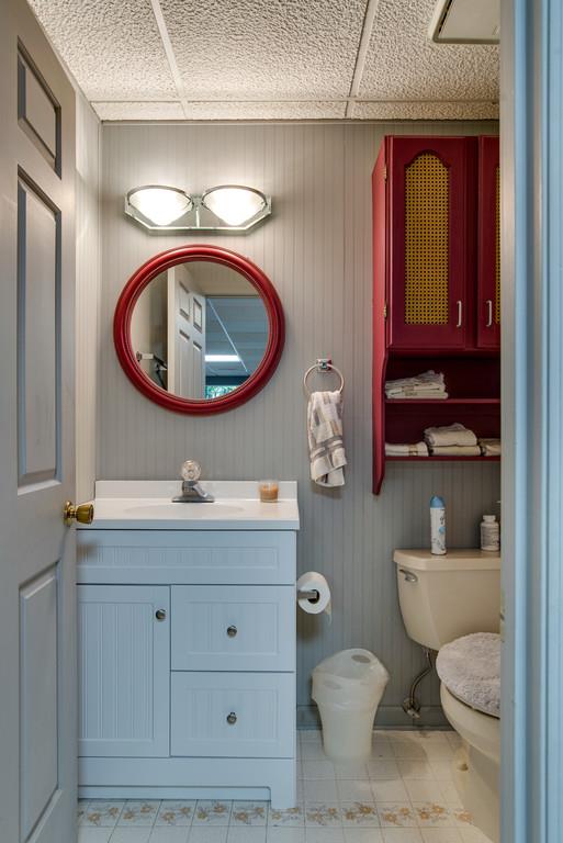 721 Tri Cities Farm Road Winchester, TN 37398 - Photo 28 of 30 Full bath
