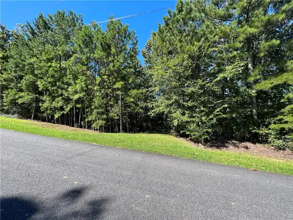 $170,000 | 16 Hawks Branch Lane, White, GA 30184