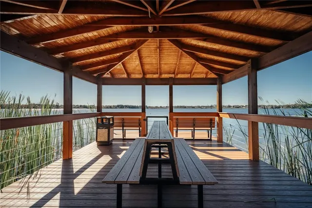 a view of sitting space on the deck