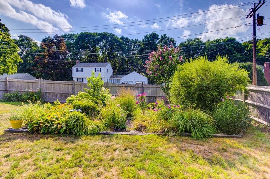 19 Valley Brook Road Westborough, MA 01581 - Photo 39 of 42 Gallery Image 39