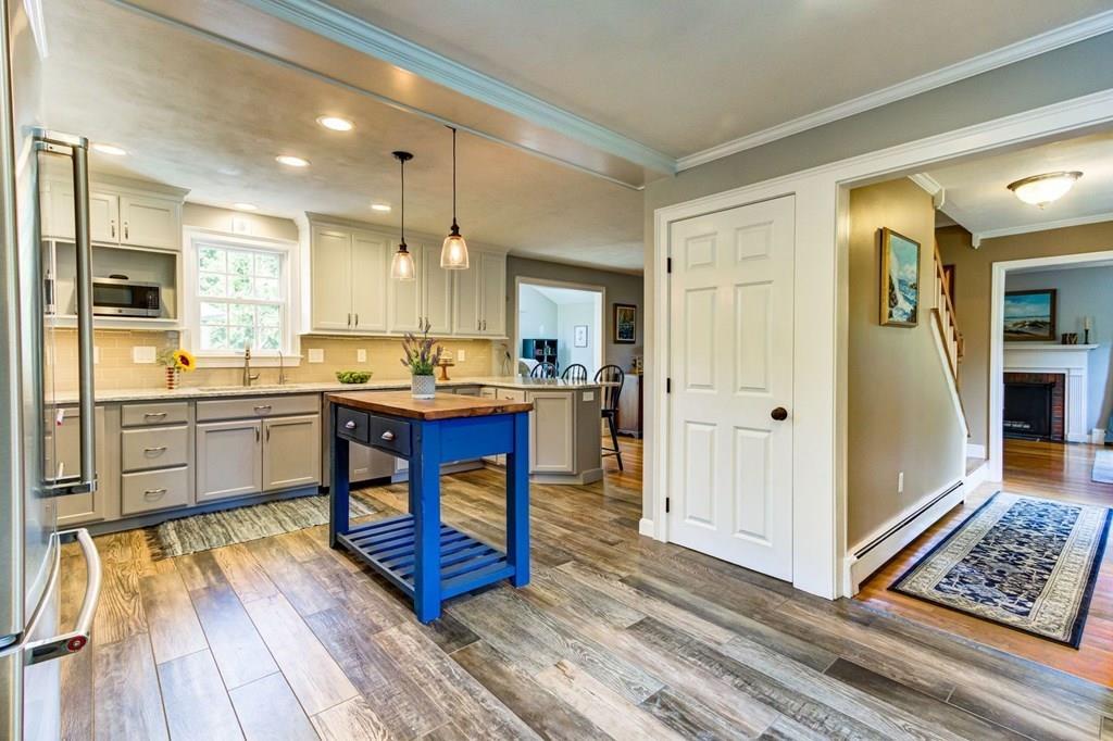 19 Valley Brook Road Westborough, MA 01581 - Photo 8 of 42 Gallery Image 8