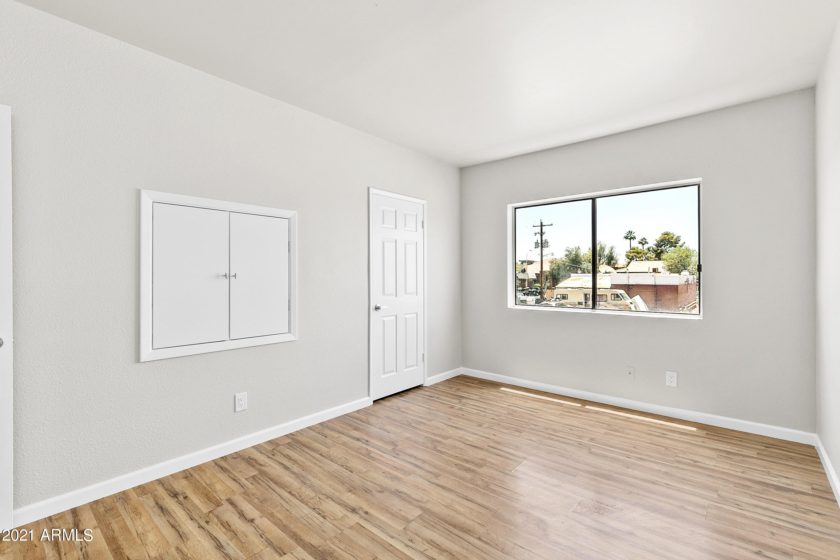 4221 East Almeria Road, Unit 8 Phoenix, AZ 85008 - Photo 15 of 20 4221EAlmeria8-018