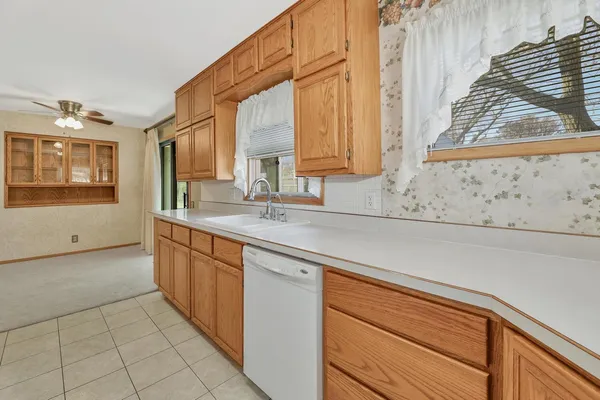 $175,000 | 1417 North Georgie Avenue, Derby, KS 67037