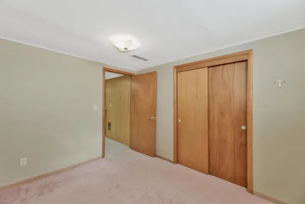 $175,000 | 1417 North Georgie Avenue, Derby, KS 67037