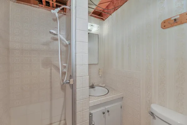 $175,000 | 1417 North Georgie Avenue, Derby, KS 67037