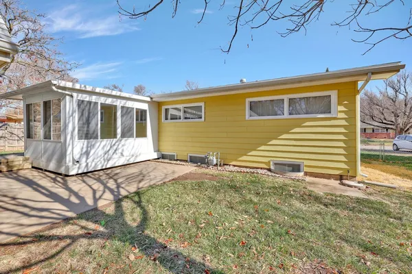 $175,000 | 1417 North Georgie Avenue, Derby, KS 67037