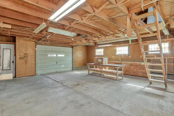 $175,000 | 1417 North Georgie Avenue, Derby, KS 67037