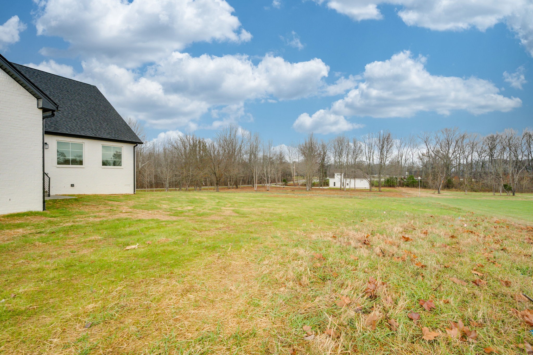 2235 Alvin Head Road Springfield, TN 37172 - Photo 31 of 31 a view of an ocean with a big yard