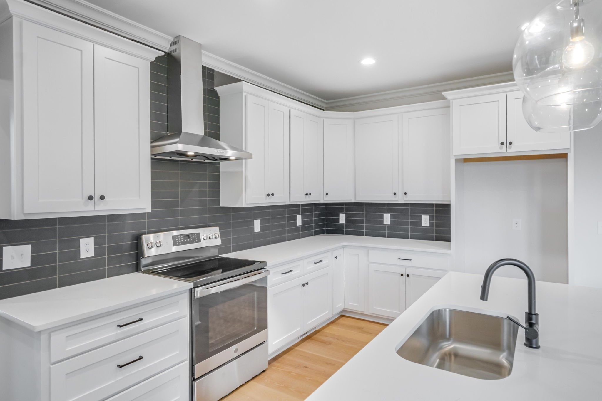 2235 Alvin Head Road Springfield, TN 37172 - Photo 10 of 31 a kitchen with a sink cabinets and appliances