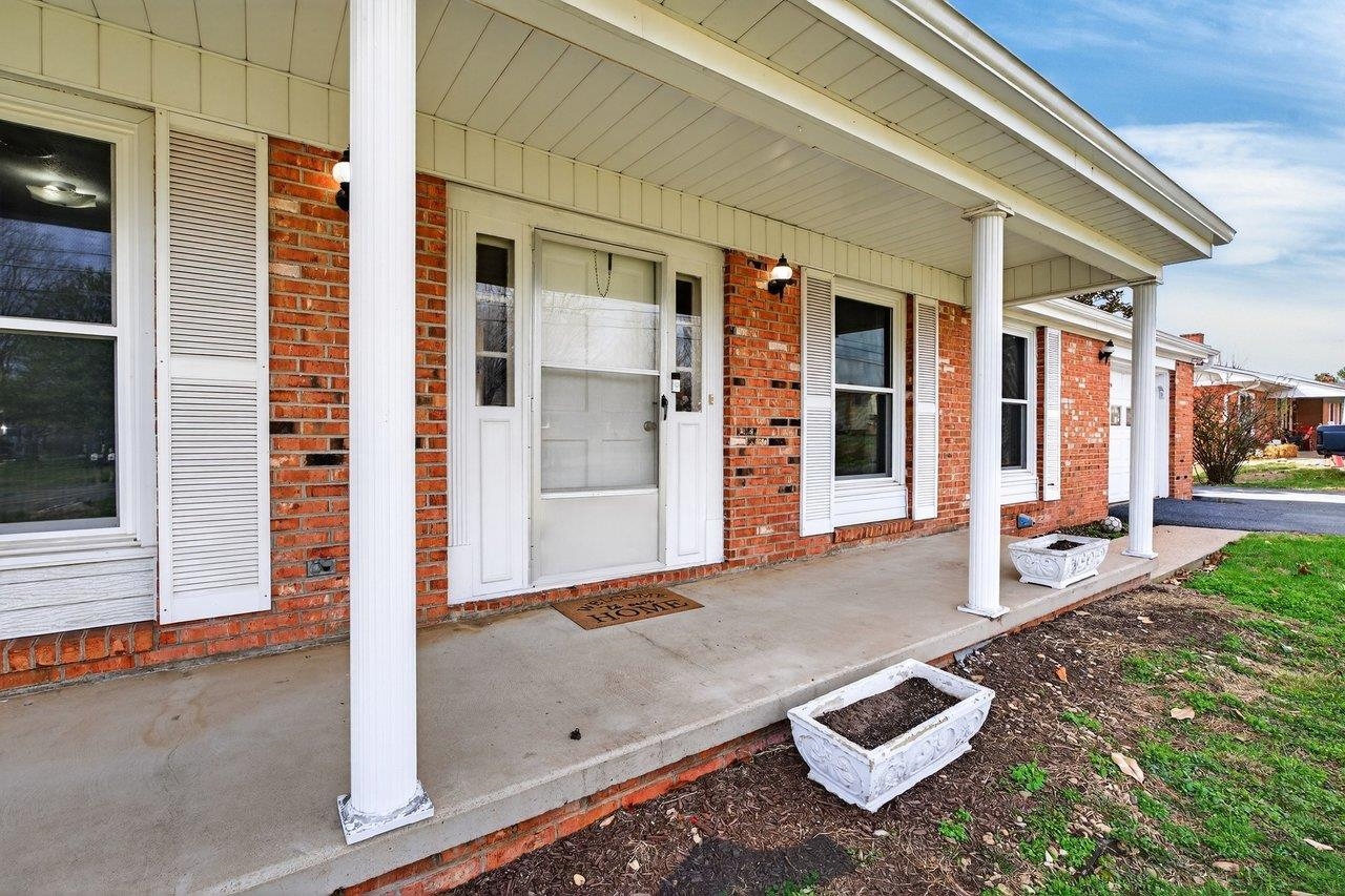 181 Gravels Road Harrisonburg, VA 22802 - Photo 3 of 48