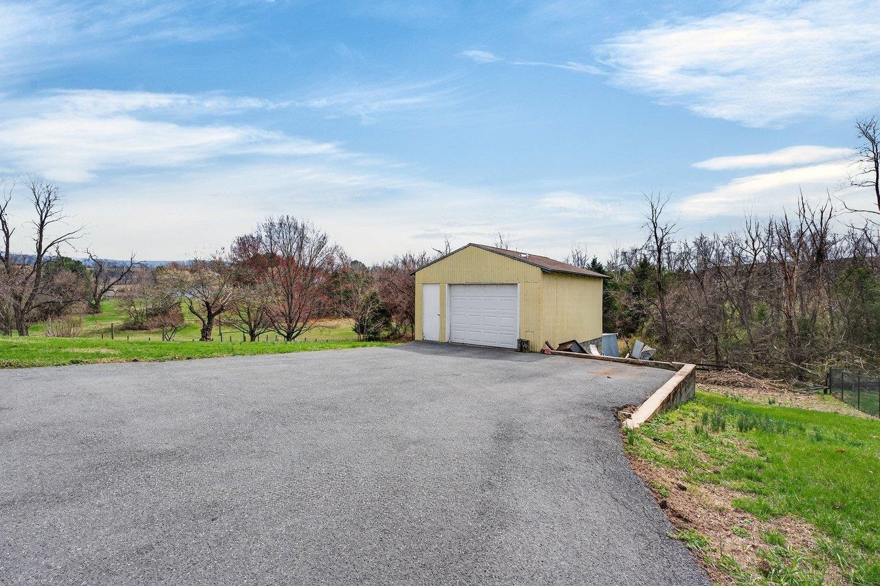 181 Gravels Road Harrisonburg, VA 22802 - Photo 39 of 48