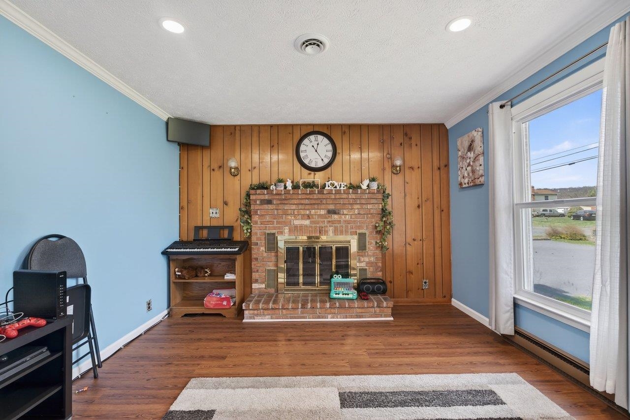 181 Gravels Road Harrisonburg, VA 22802 - Photo 7 of 48
