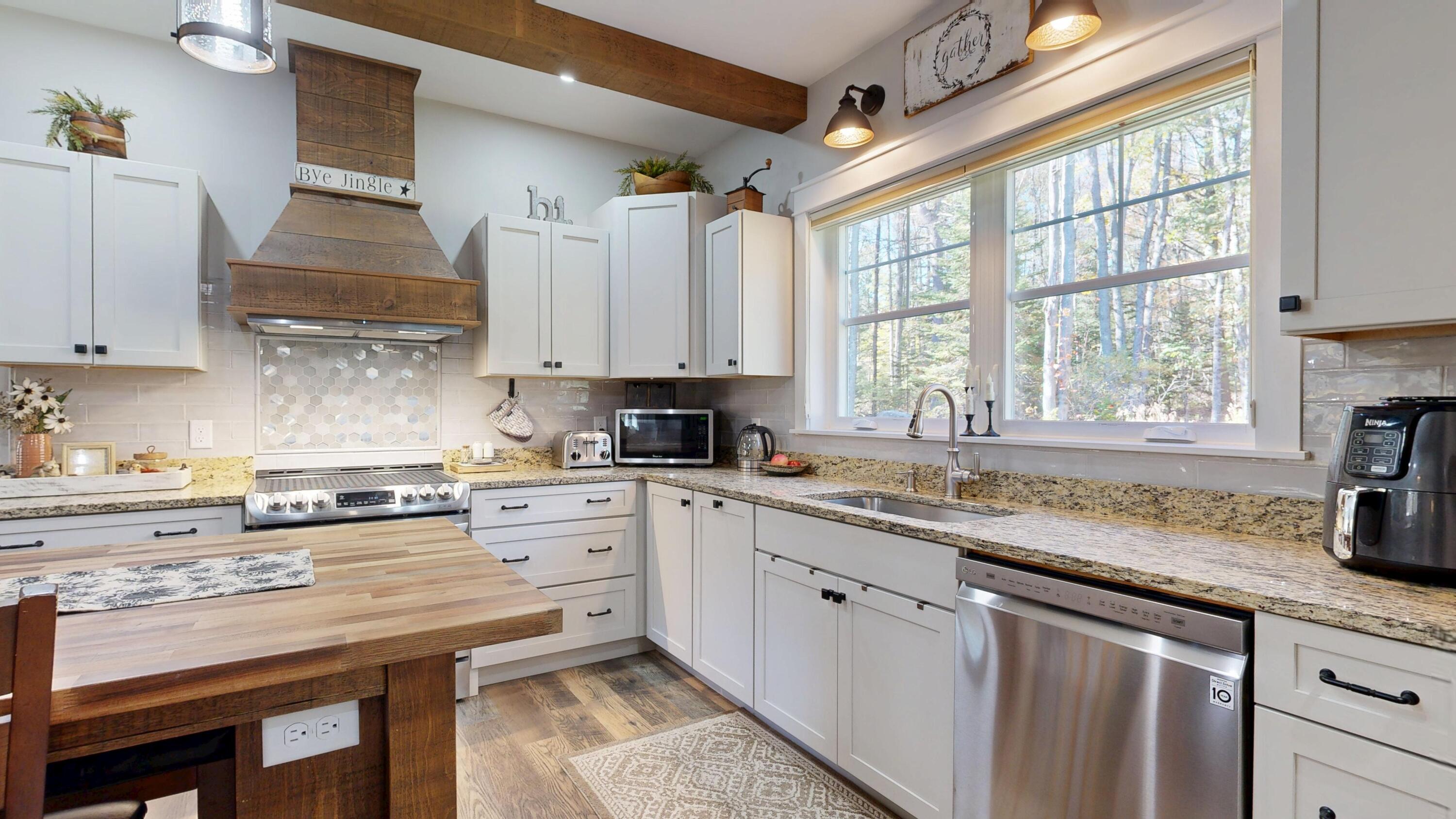 588 West Road Bowdoin, ME 04287 - Photo 6 of 55 Kitchen