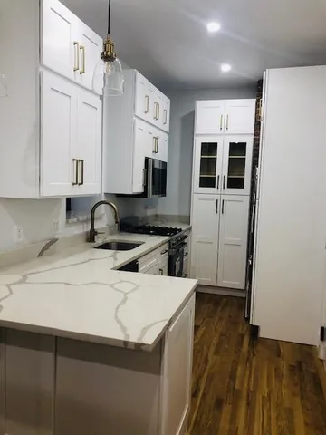 $8,900,000 | 484 Amsterdam Avenue | Upper West Side