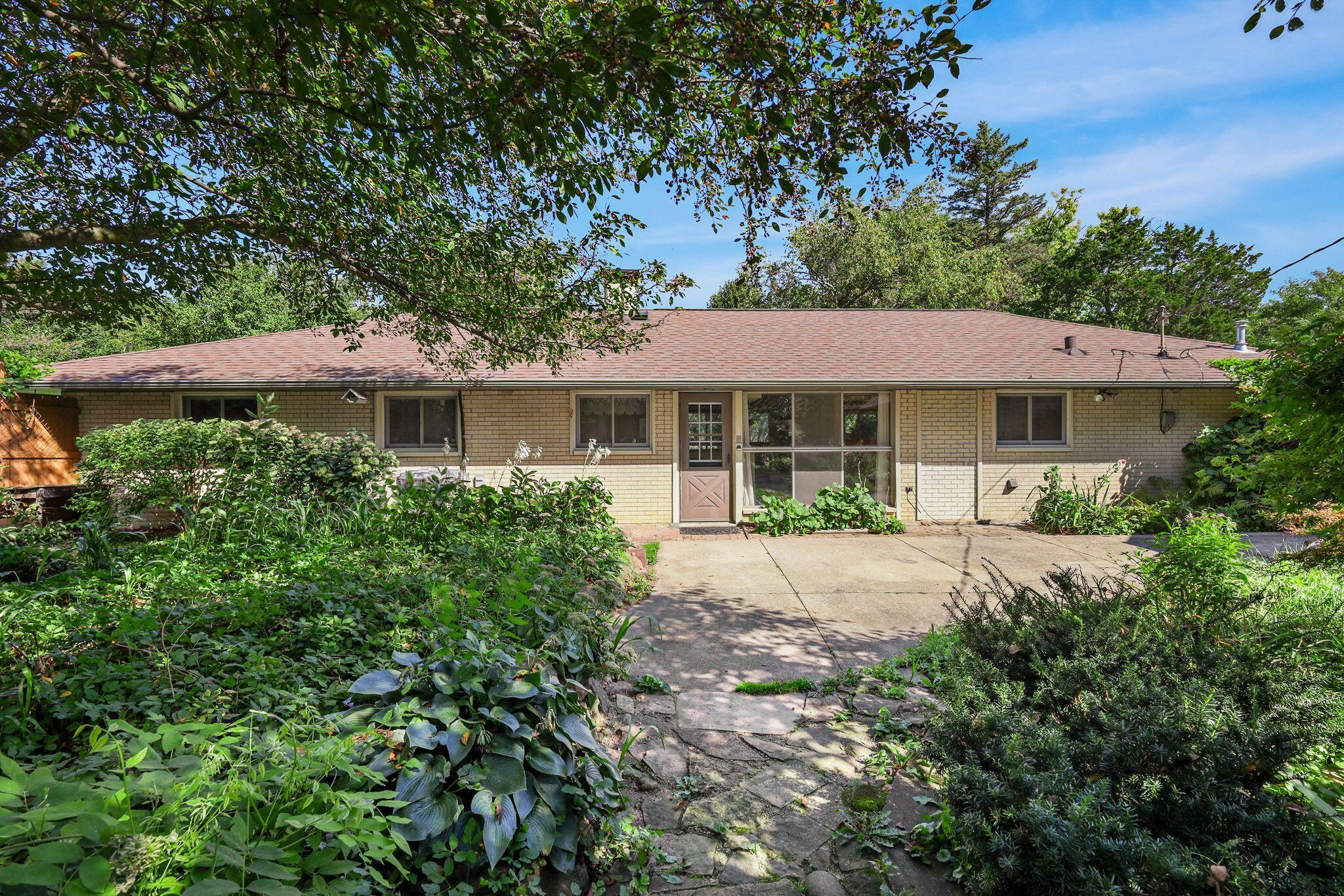 5805 Yorkshire Road Madison, WI 53711 - Photo 38 of 41 10_MW5A4254