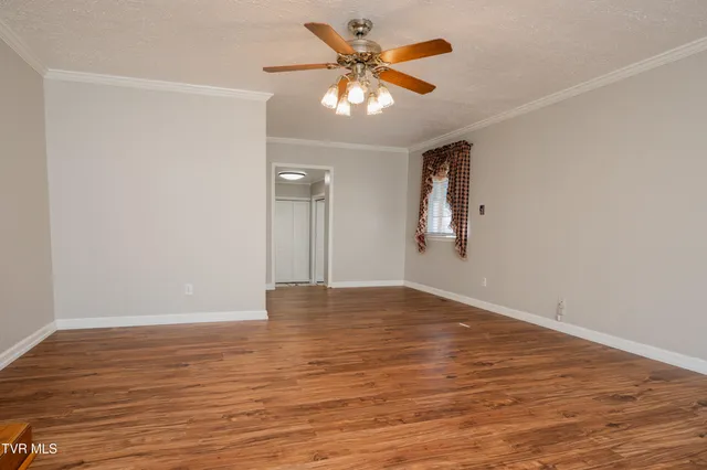 $315,000 | 361 Woodcrest Drive, Kingsport, TN 37663