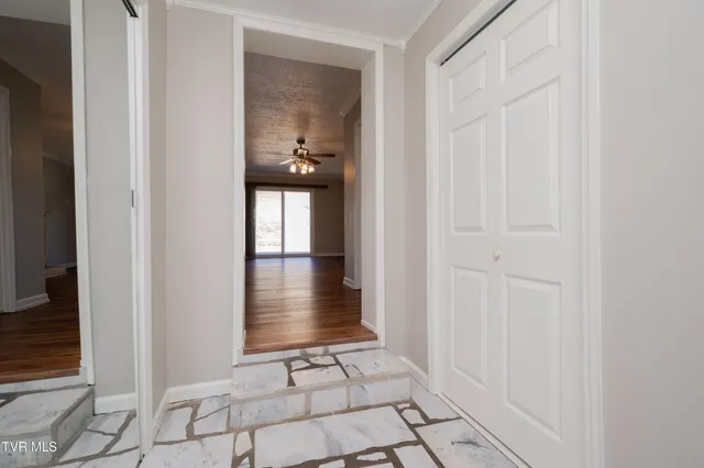 $315,000 | 361 Woodcrest Drive, Kingsport, TN 37663