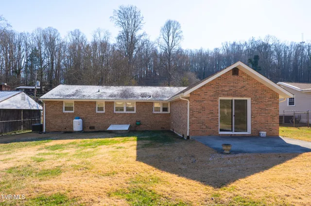 $315,000 | 361 Woodcrest Drive, Kingsport, TN 37663