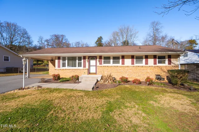 $315,000 | 361 Woodcrest Drive, Kingsport, TN 37663