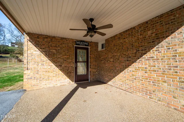 $315,000 | 361 Woodcrest Drive, Kingsport, TN 37663