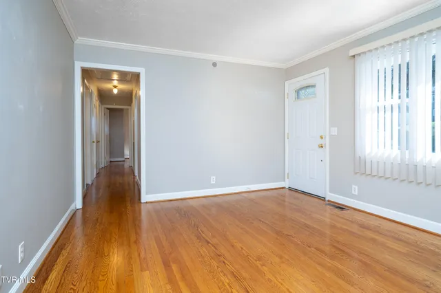 $315,000 | 361 Woodcrest Drive, Kingsport, TN 37663