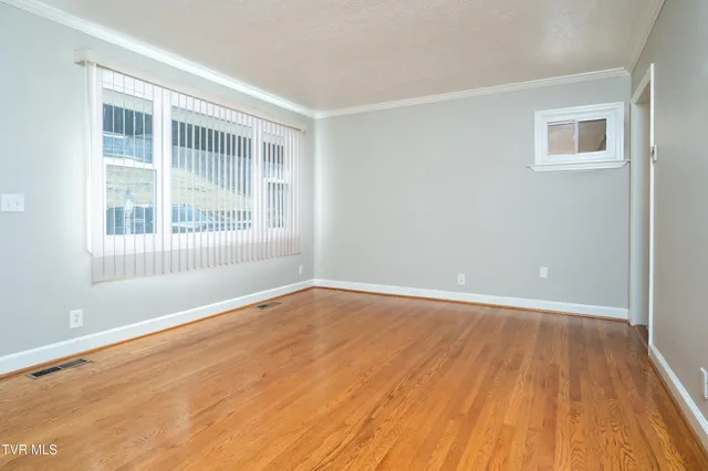 $315,000 | 361 Woodcrest Drive, Kingsport, TN 37663