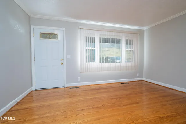 $315,000 | 361 Woodcrest Drive, Kingsport, TN 37663