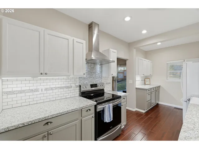 $479,900 | 37373 Goldenrain Street, Sandy, OR 97055