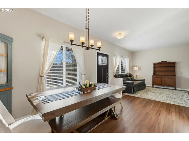 $479,900 | 37373 Goldenrain Street, Sandy, OR 97055