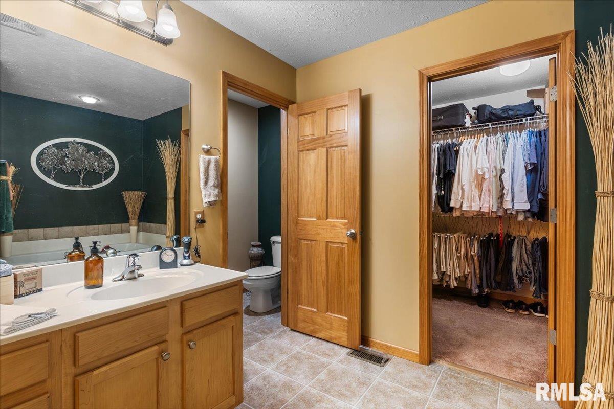 1017 Post Road Springfield, IL 62712 - Photo 20 of 37