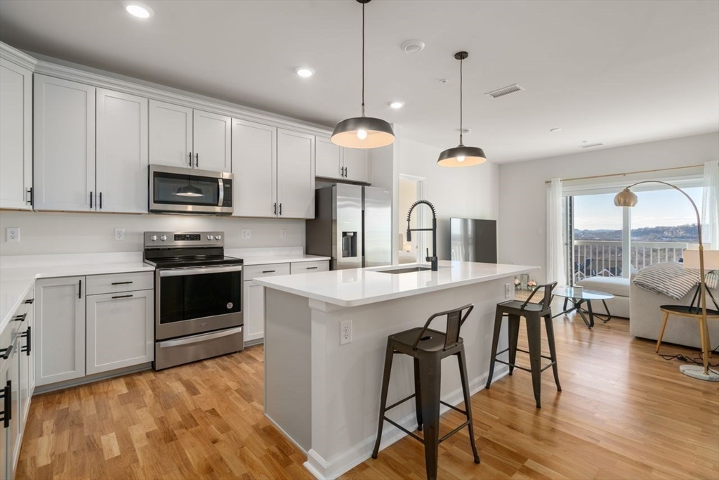 4 Stratton Drive, Unit 308 Woburn, MA 01801 - Photo 1 of 1