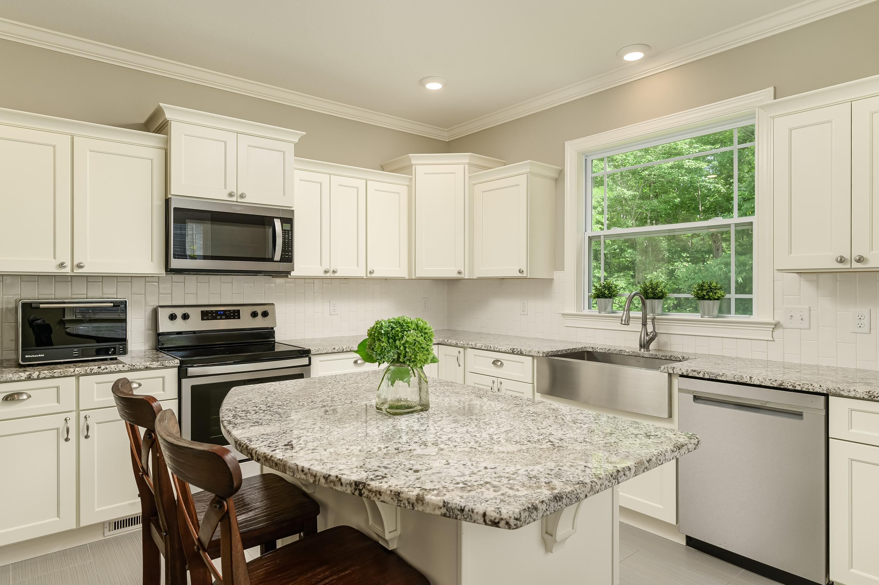 693 York Road Northeast, Unit 3 Cleveland, TN 37323 - Photo 1 of 19 5