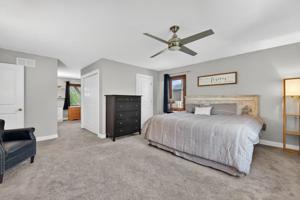 $725,000 | 647 West Kimball Avenue, Palatine, IL 60067